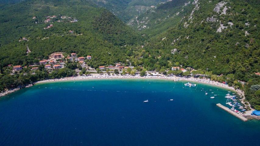 Bed And Breakfast Villa Maria Lovran Bagian luar foto